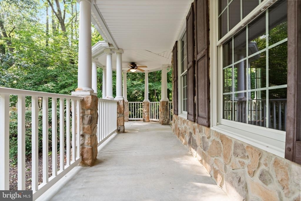 45105 Mill Creek Way - Photo 2