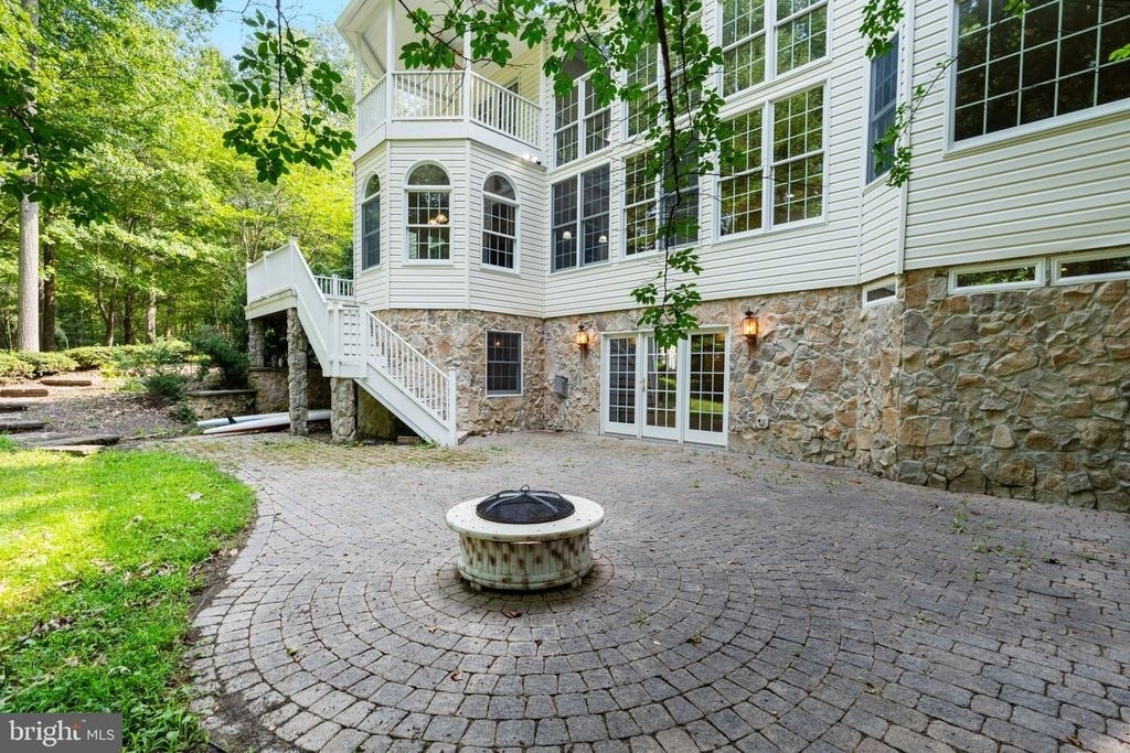 45105 Mill Creek Way - Photo 4