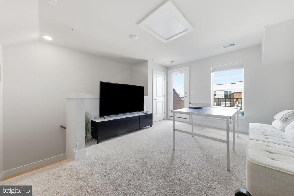 1211 Vermeer Avenue - Photo 31