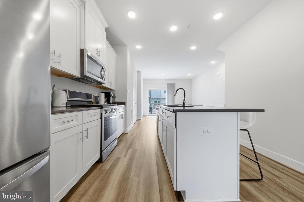 1211 Vermeer Avenue - Photo 10