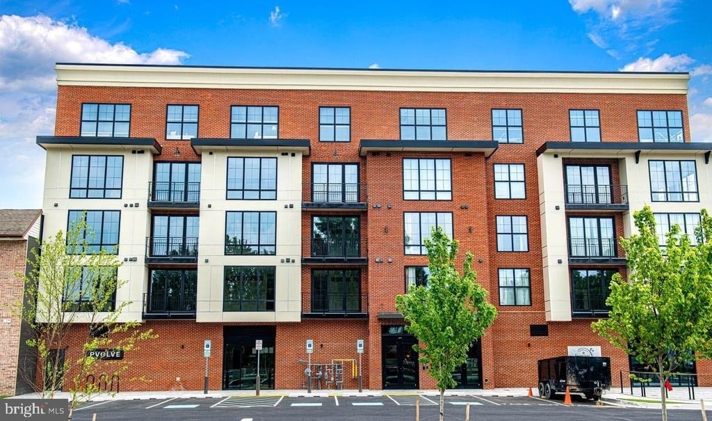 128 N Bond Street - Photo 44