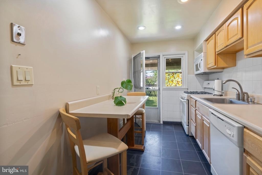 2802 Topaz Road - Photo 7