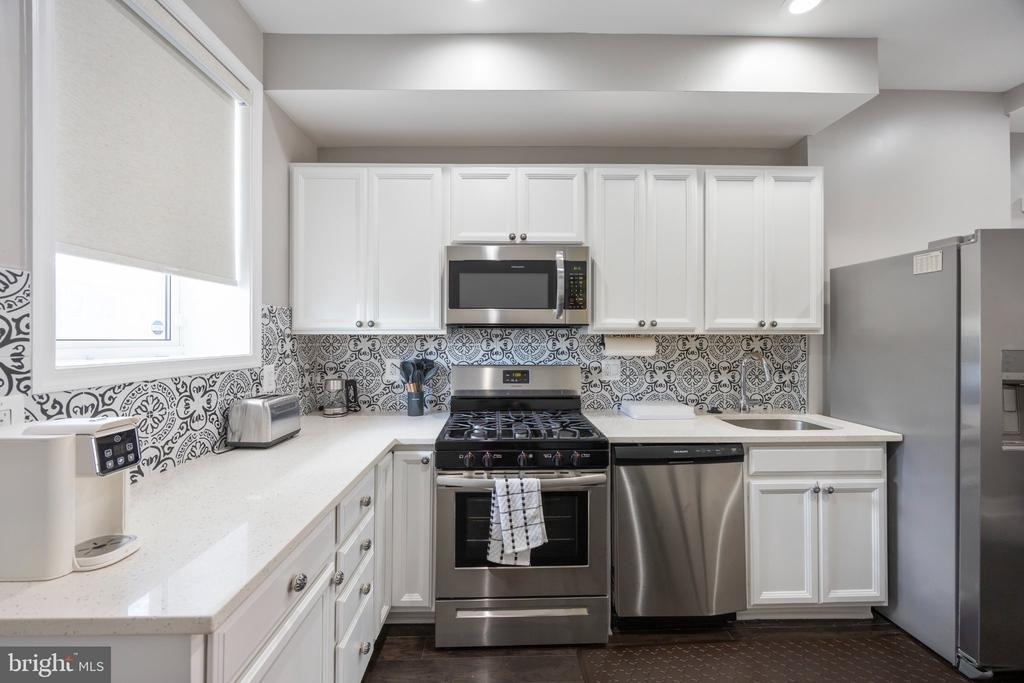 1745 E Oliver Street - Photo 13