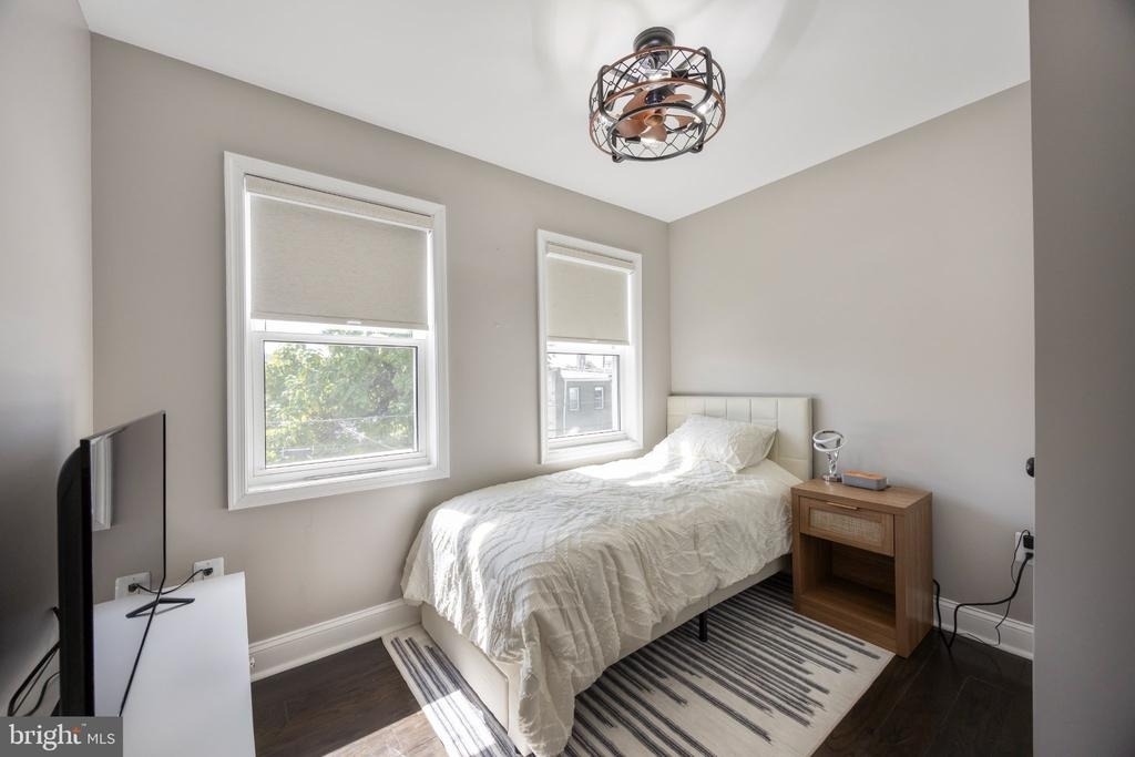1745 E Oliver Street - Photo 23