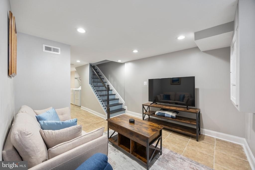 1745 E Oliver Street - Photo 26
