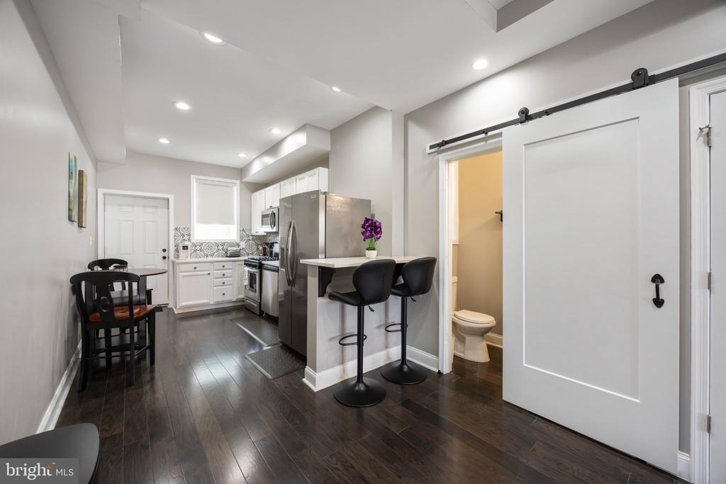 1745 E Oliver Street - Photo 10