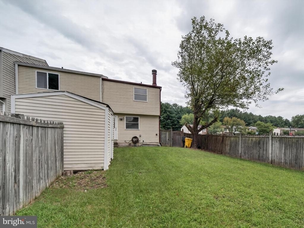 7648 Fairbanks Court - Photo 33