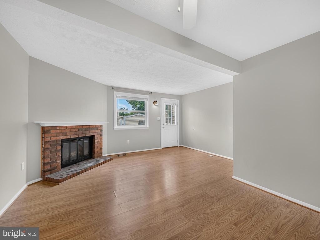7648 Fairbanks Court - Photo 11