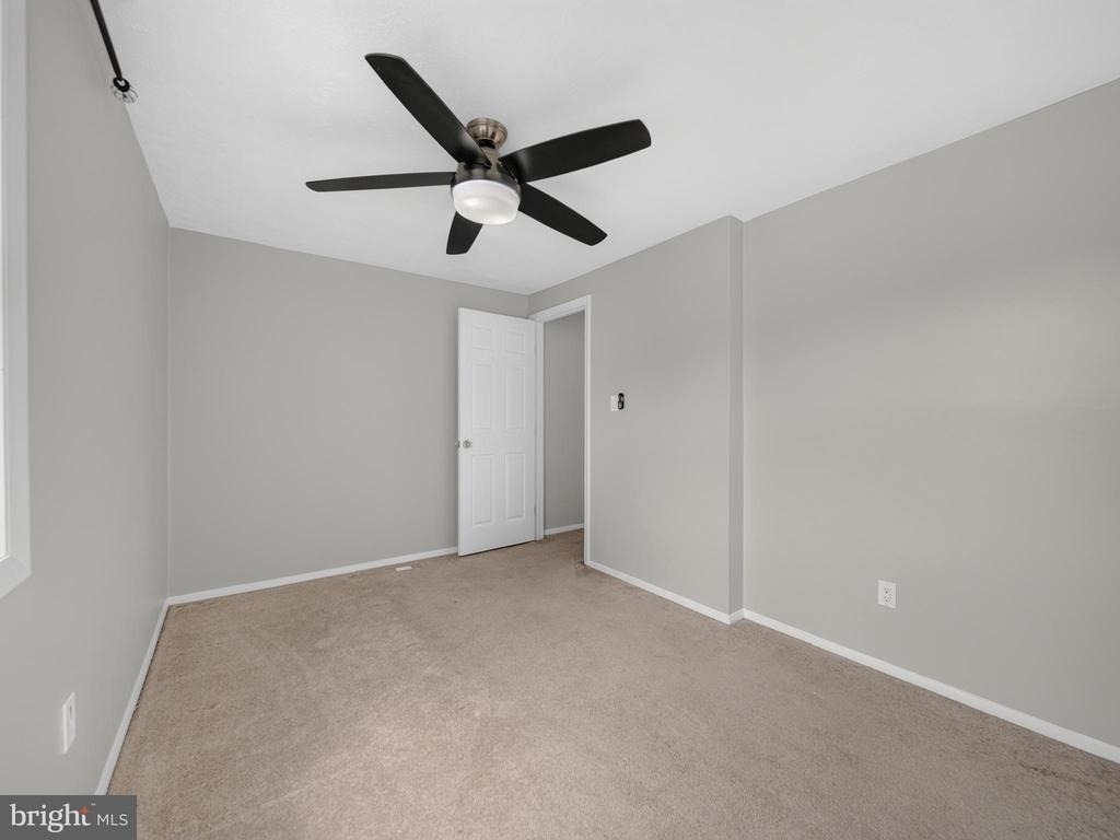 7648 Fairbanks Court - Photo 18
