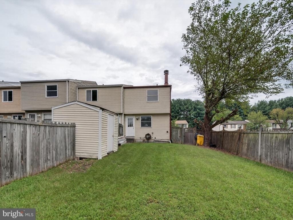 7648 Fairbanks Court - Photo 32