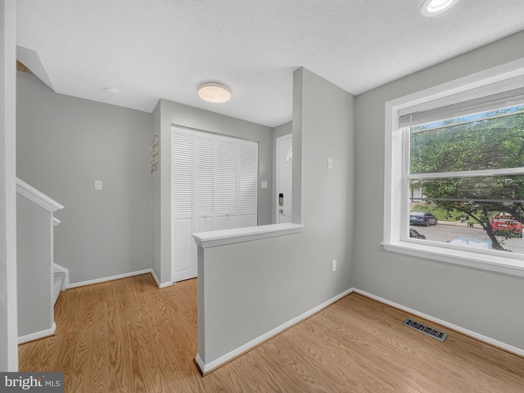 7648 Fairbanks Court - Photo 9