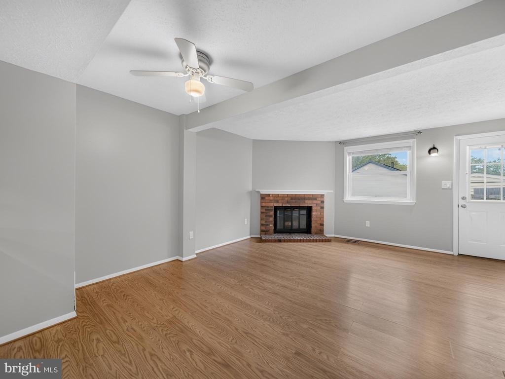 7648 Fairbanks Court - Photo 10