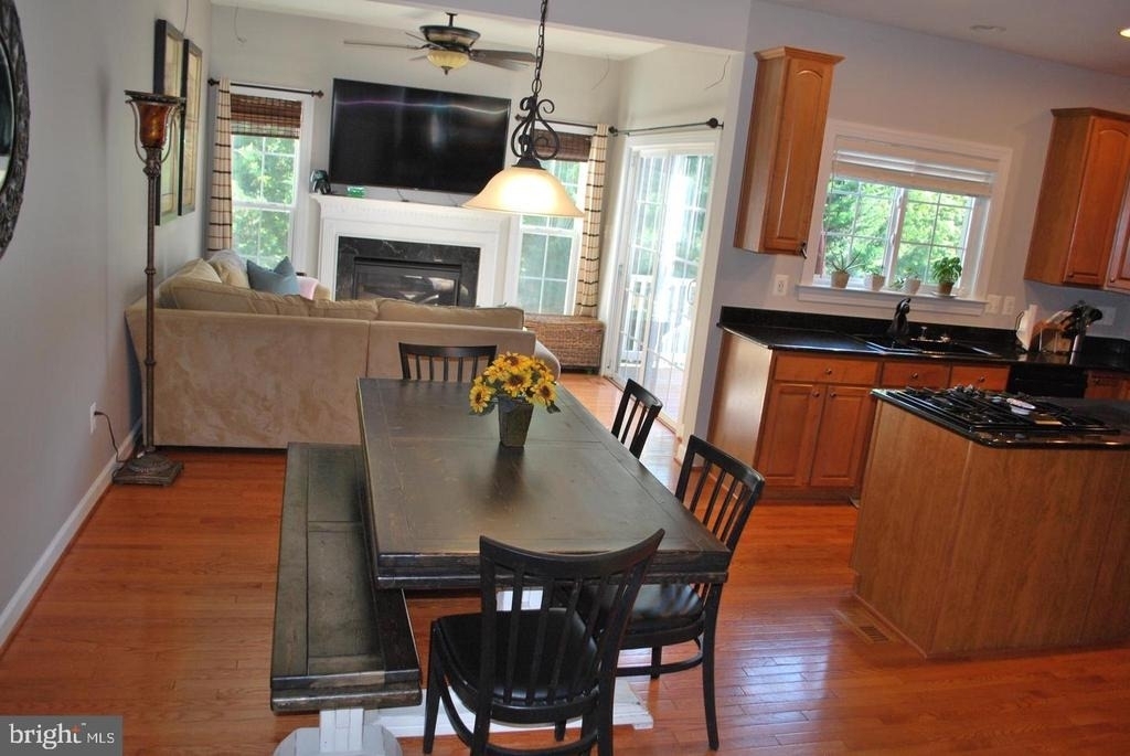 2309 Abby Road - Photo 4