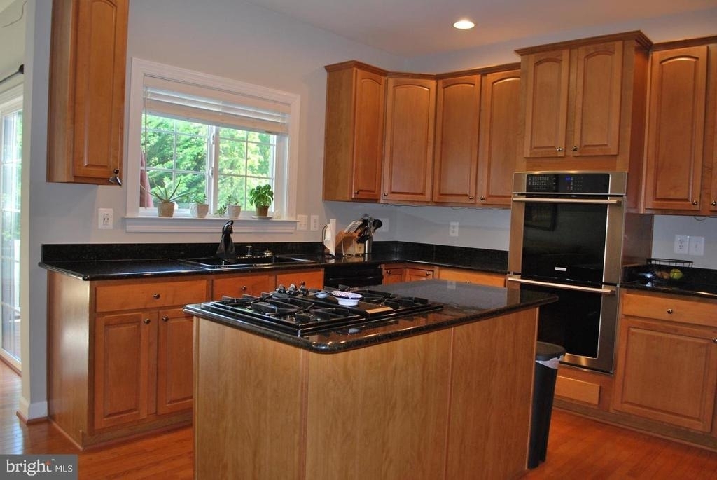 2309 Abby Road - Photo 2