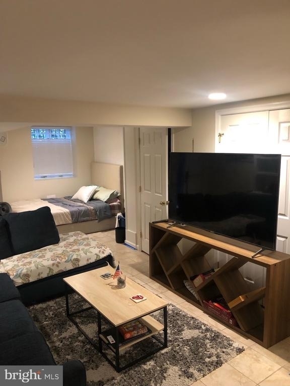 1817 Belmont Road Nw - Photo 5