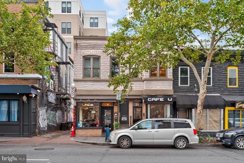 1017 U Street Nw - Photo 1