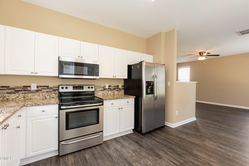 104 Hutson Lane - Photo 3