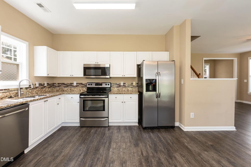 104 Hutson Lane - Photo 7
