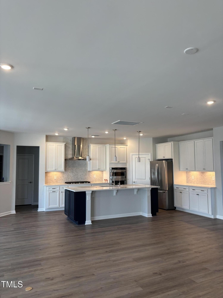 152 Highpointe Drive - Photo 9