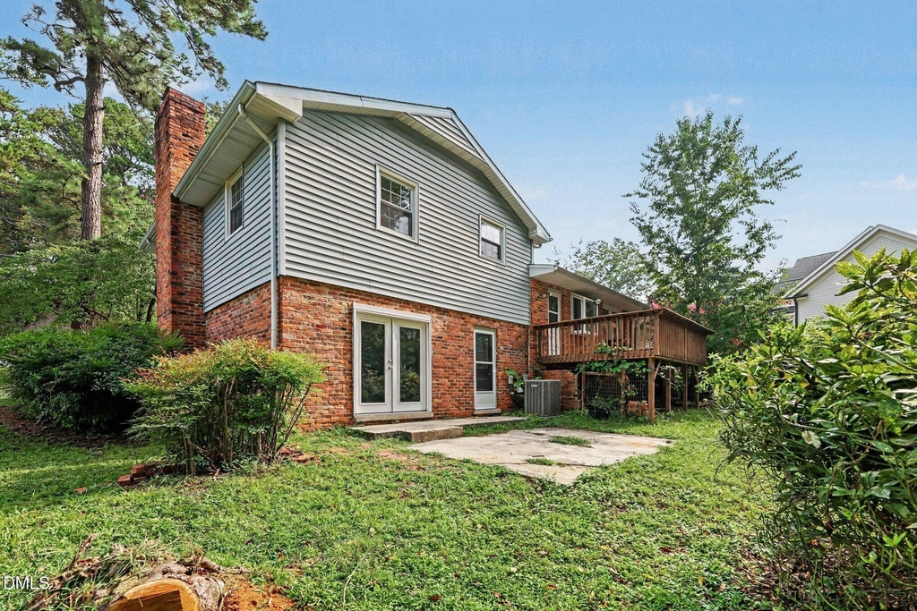 5001 Yadkin Drive - Photo 10
