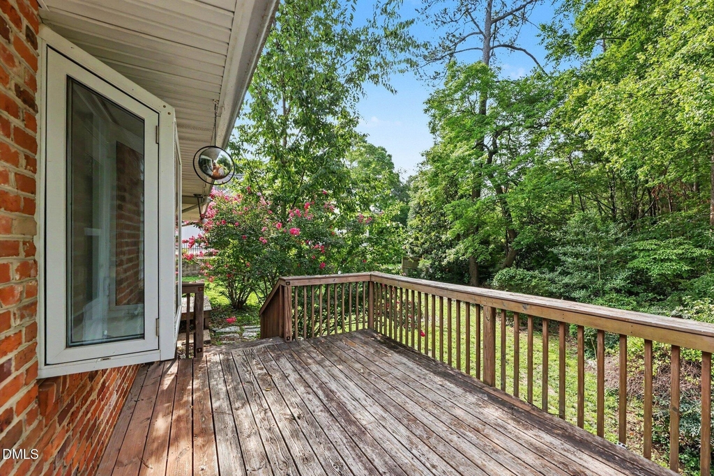 5001 Yadkin Drive - Photo 9