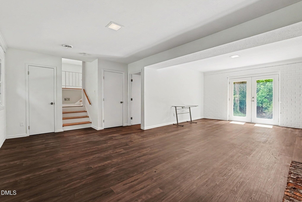 5001 Yadkin Drive - Photo 15