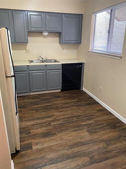 139 Elm Dr - Photo 2