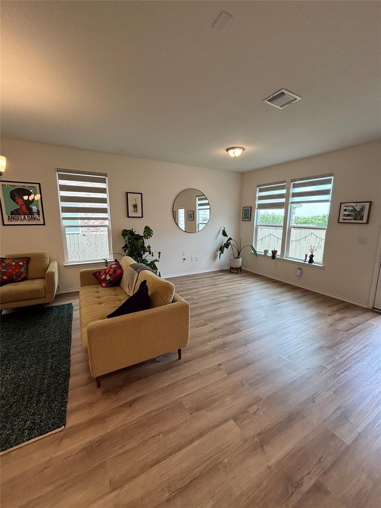 8013 Philbrook Dr - Photo 15