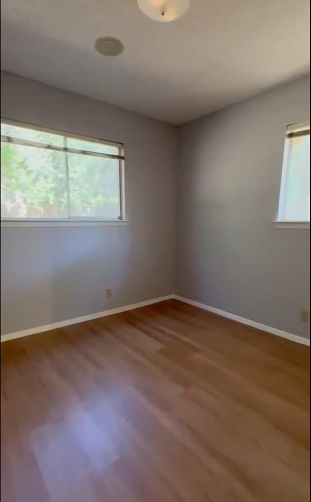 11510 Oak View Dr - Photo 3