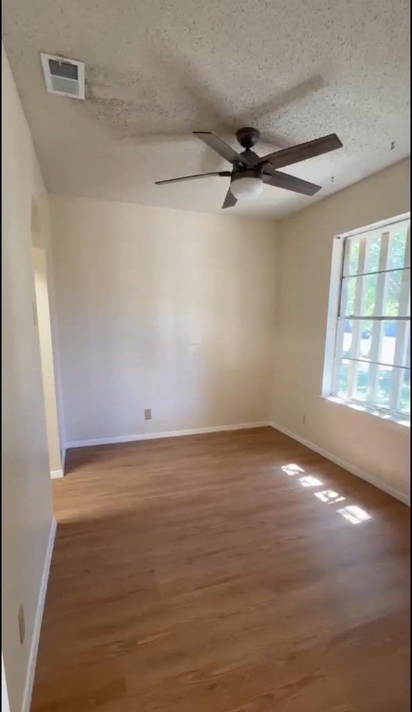 11510 Oak View Dr - Photo 10