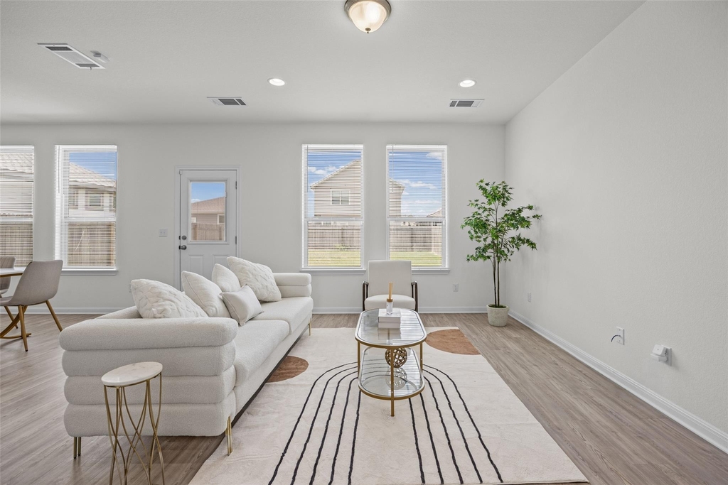6915 Tiznow Ln - Photo 5