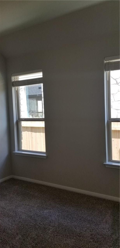 908 Kingston Pl - Photo 10