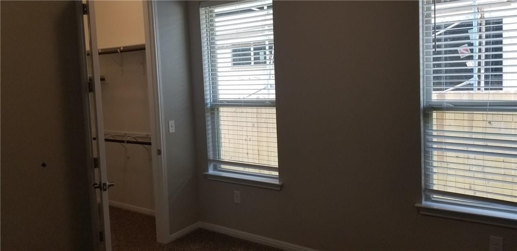 908 Kingston Pl - Photo 9