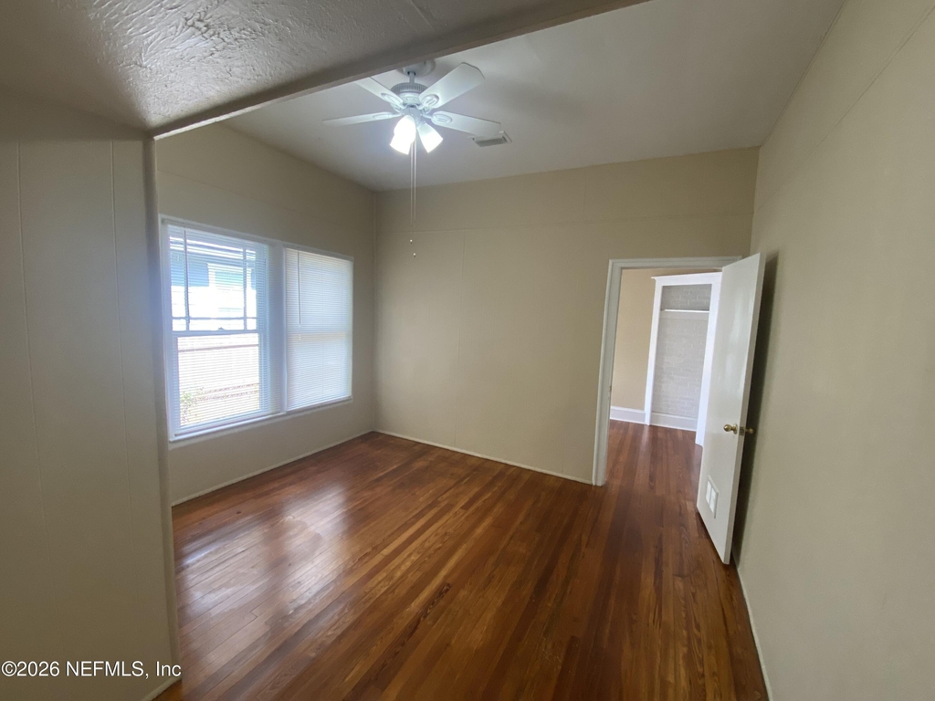 2316 Gilmore Street - Photo 9