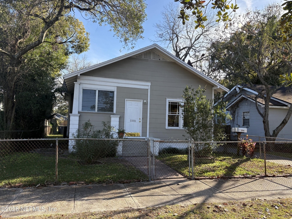 2316 Gilmore Street - Photo 1