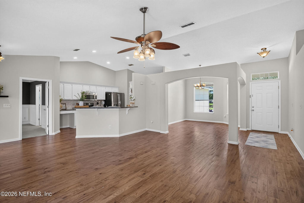 12838 Chets Creek Drive N - Photo 4