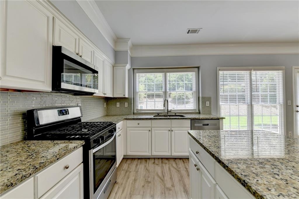 7635 Harrogate Place - Photo 17