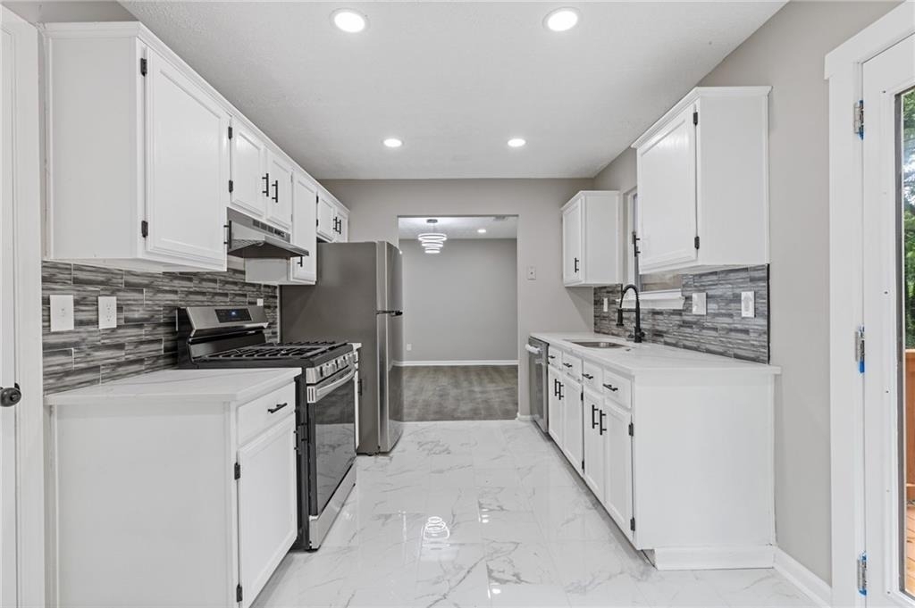 1111 Pin Oak Drive - Photo 8