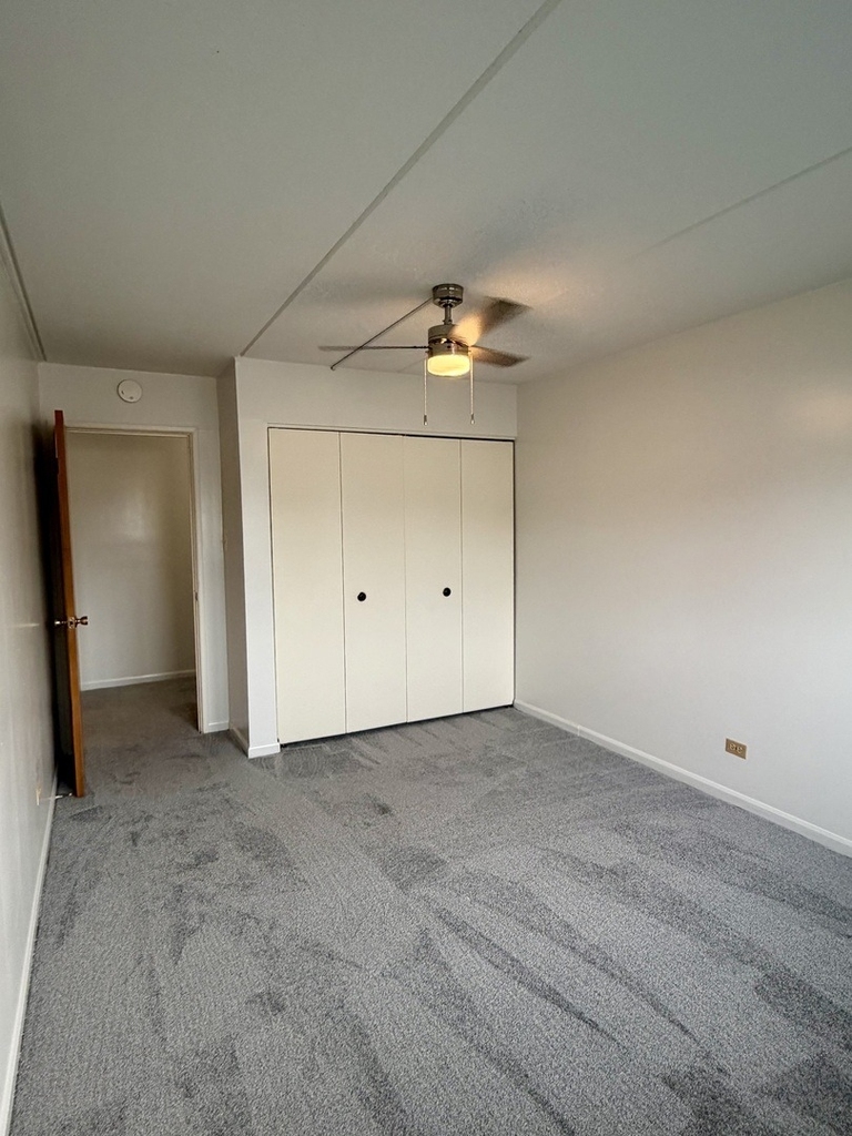 4420 W 111th Street - Photo 3