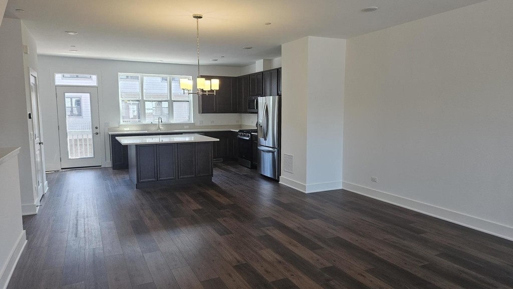 6431 Main Street - Photo 2