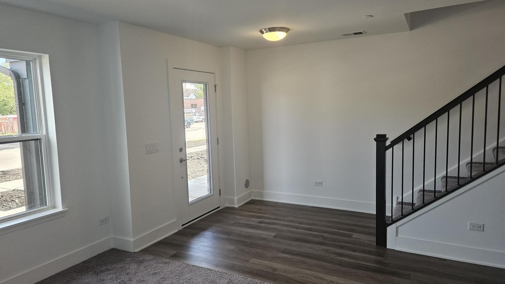 6431 Main Street - Photo 5