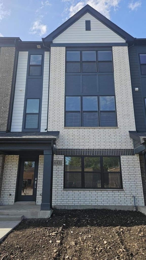 6431 Main Street - Photo 0