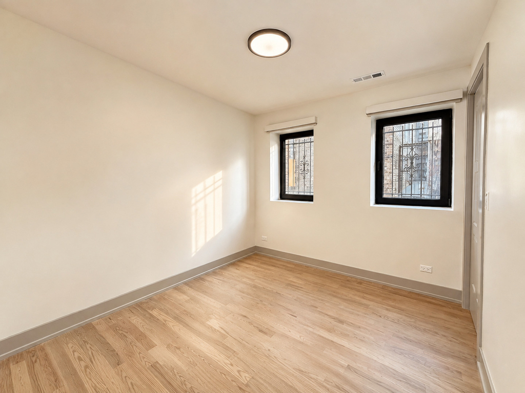 1337 W Estes Avenue - Photo 19