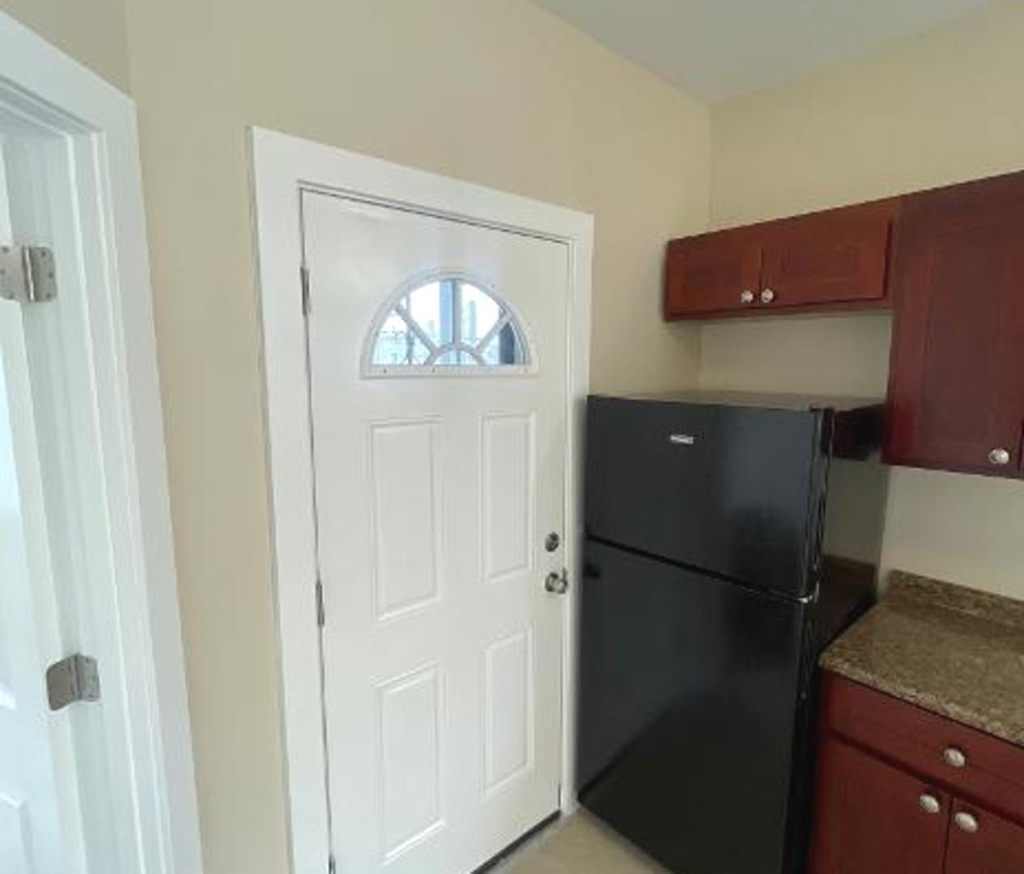 7743 S East End Avenue - Photo 10