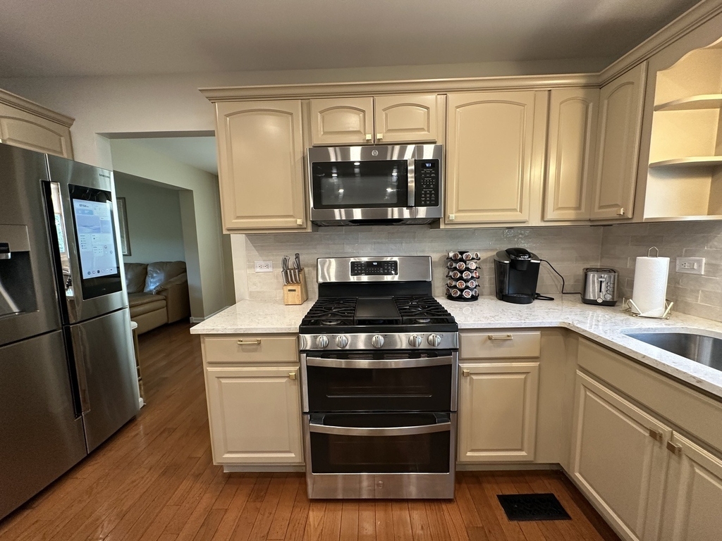 19211 Brompton Court - Photo 13