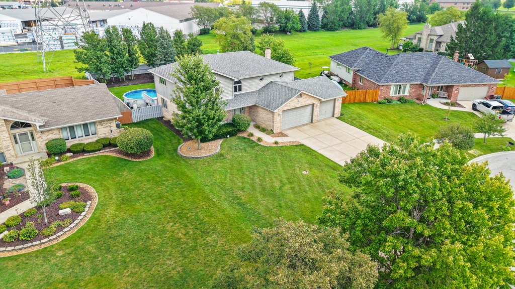 19211 Brompton Court - Photo 2