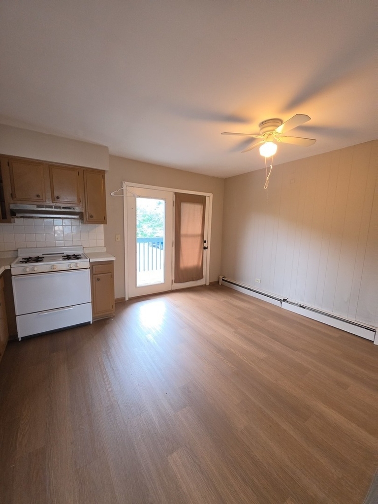 1335 Abbott Drive - Photo 5