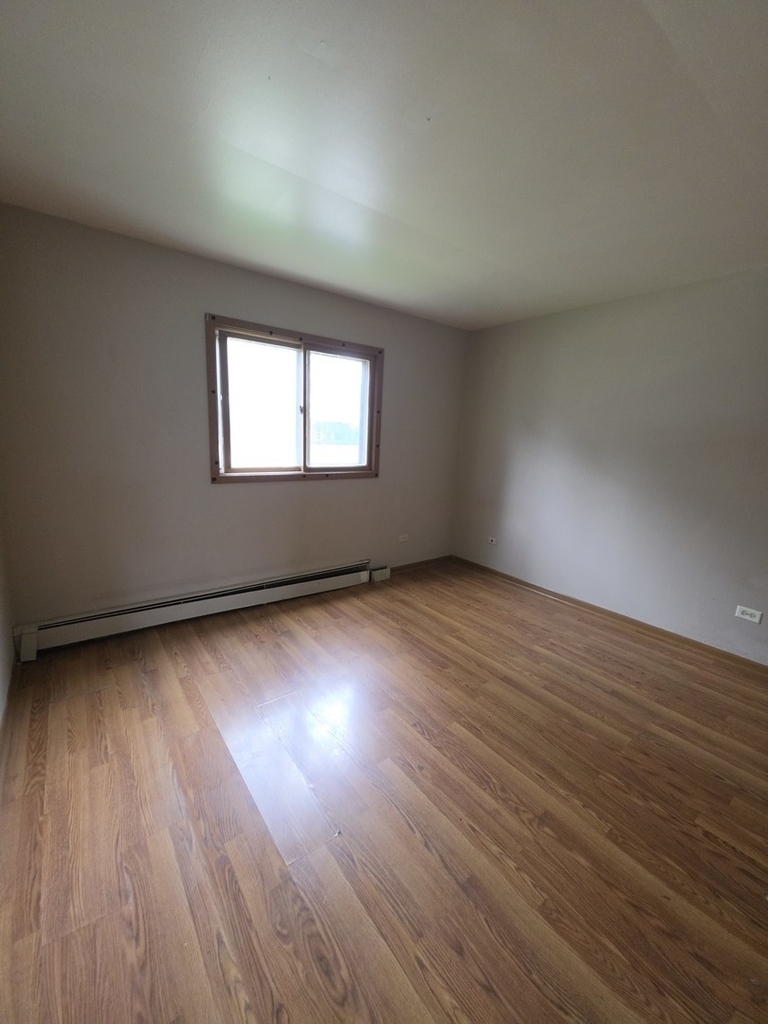 1335 Abbott Drive - Photo 2