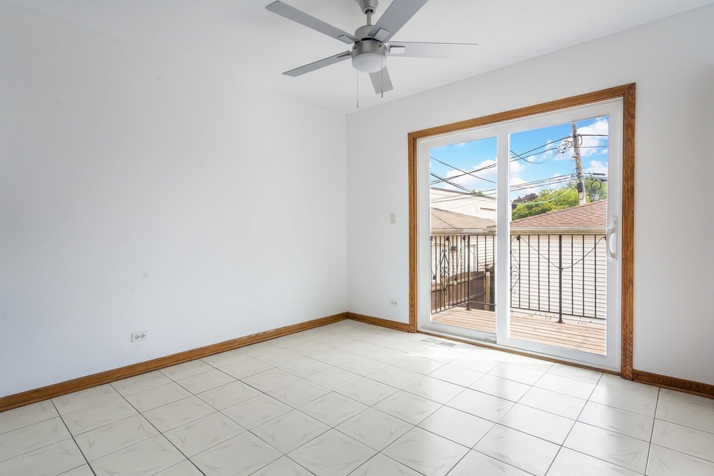 4101 N Dickinson Avenue - Photo 4