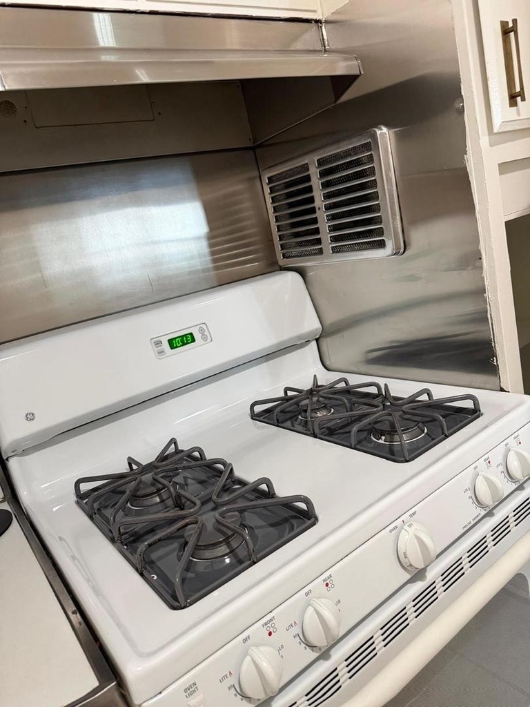 400 E Randolph Street - Photo 8